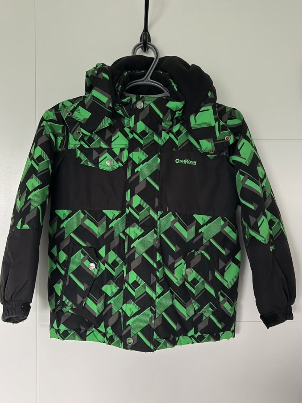 OshKosh B'gosh Black & Green Geometric Puffer Jacket